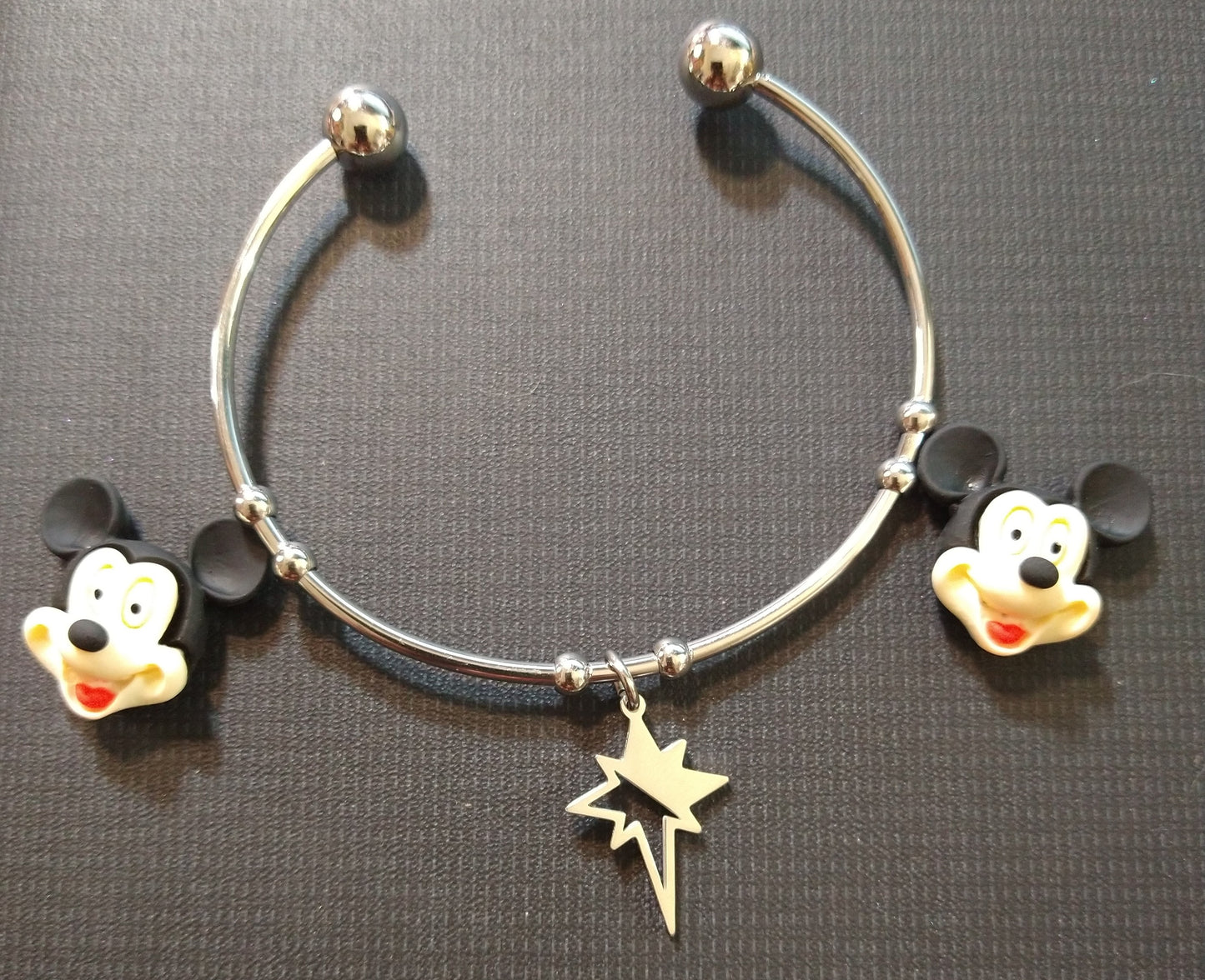 Fashion Bangle